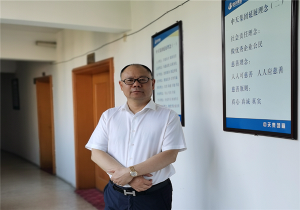 ���쵳Ա����������